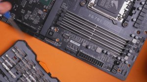 Из чего состоит материнская плата? Разбираемся в деталях! VRM, Socket, разъемы, контроллеры.