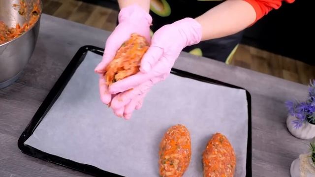 КОТЛЕТЫ С ОВОЩАМИ И МАРИНОВАННЫМ ЛУКОМ