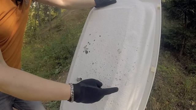 Акриловая ванна против дробовика