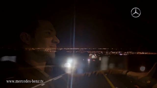 Реклама Мерседес Бенц М Класс 'Подарок маме