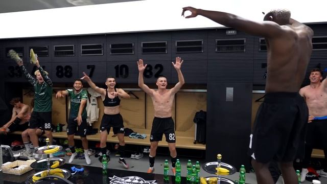 Победная раздевалка «быков» после матча с «Ростовом» смотреть онлайн