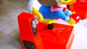 Детская качалка аттракциона Утка