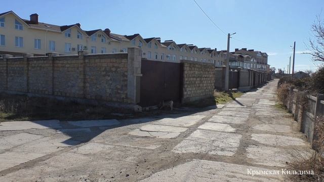 Crimea. Крым.Таунхаусы. Тук-тук-тук, кто в теремочке живет? смотреть онлайн