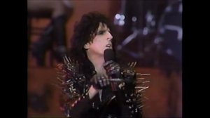 Alice Cooper  "House Of Fire"  Live on AMA 1990