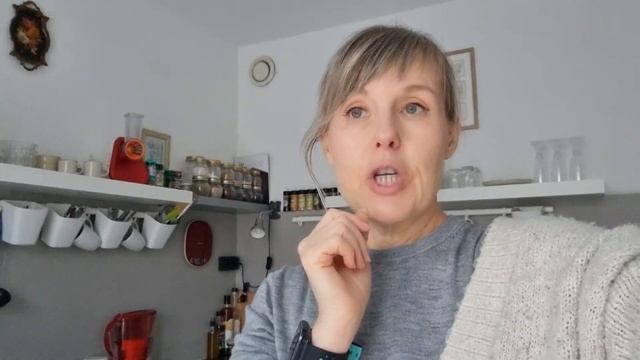 Почему Французы Произносят Эту Странную Фразу! ЭТО СТОИТ КАК КОЖА НА ПОПЕ ?