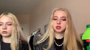 Уничтожаю/осветляю передние пряди волос в домашних условиях.