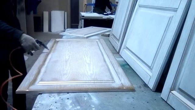 Наносим патину золото на фасад белая плёнка пвх со структурой смотреть онлайн