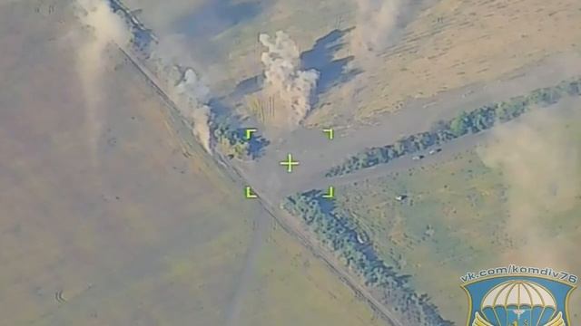 Уничтожение ВСУ из нескольких танков расчётами БМ-21 76 ВДВ ВС РФ на Херсонском направлении.mp4 смотреть онлайн