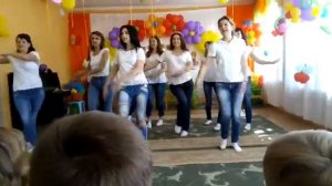 Флешмоб от родителей в детском саду