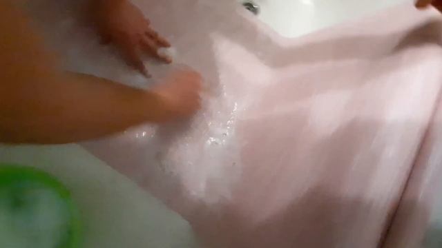 Как постирать рулонные шторы / How to wash roll-up curtains смотреть онлайн