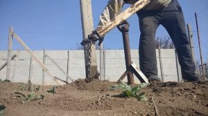 Приспособление для вытягивания виноградных столбиков