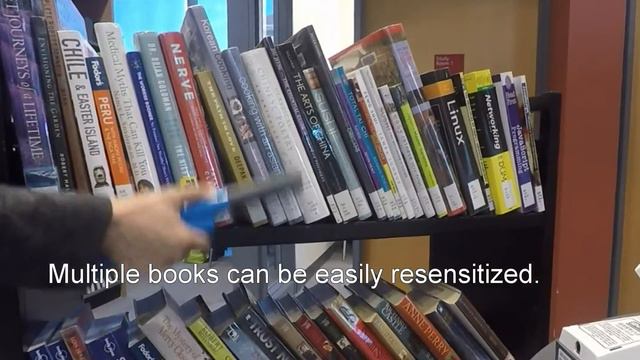 Sentry Bookwand™ смотреть онлайн