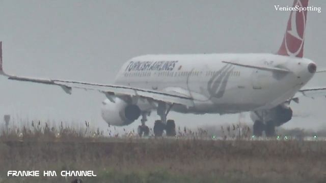 Aircraft spotting at Venice Airport | Plane Spotting Venice | Plane spotting 2018 смотреть онлайн