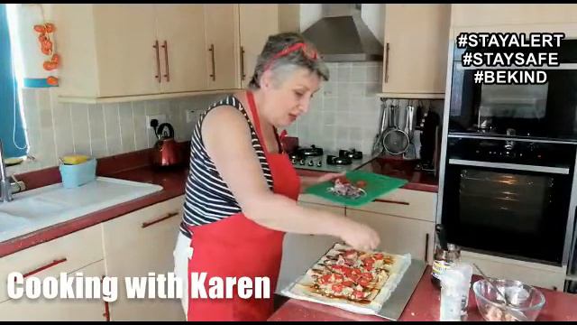 Cheat's Puff Pastry Tarte || COOKING WITH KAREN смотреть онлайн
