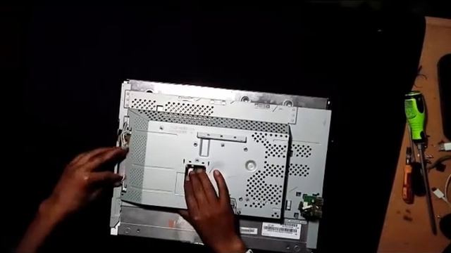 DELL LCD 2007FPB Disassembly смотреть онлайн