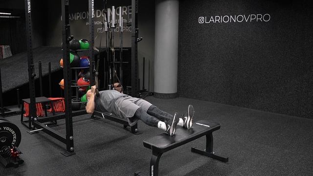 Горизонтальные подтягивания на TRX смотреть онлайн