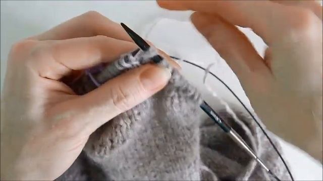 Простой жилет спицами на пуговицах ЧАСТЬ 2 Спинка (проймы, скосы плеча, горловина), плечевые швы