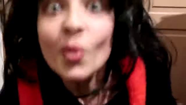 Тётя Тамара, которая живёт на крыше смотреть онлайн