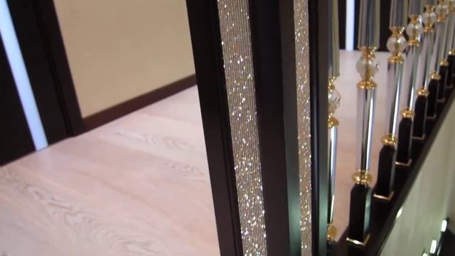 Лестница с элементами Swarovski от Gold-Comfort смотреть онлайн