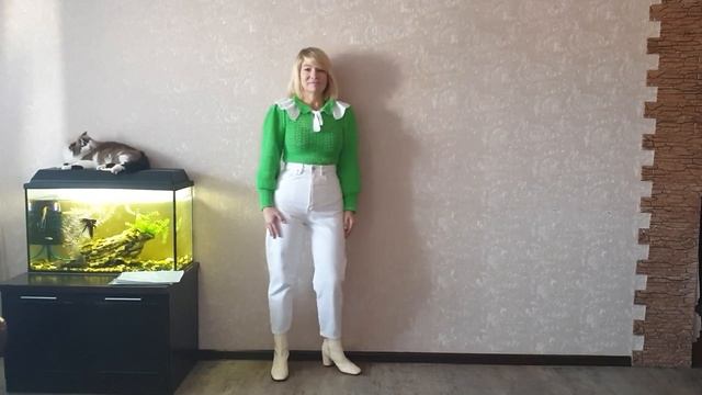 Наряжаемся, даже если...  Стильная яркая новая вещь.   Много образов.