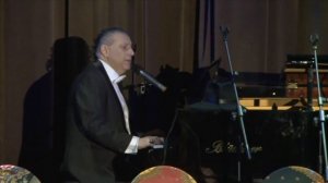 Табор возвращается. Романс "Пара гнедых" поет Николай Васильев