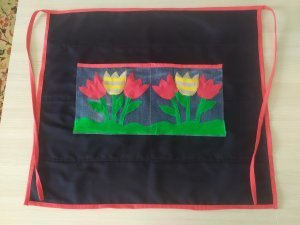 Фартук "Весенне настроение". Сшила из ненужных вещей.