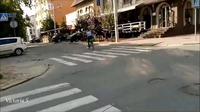 Херсон. Улица Белинского .Victoria S смотреть онлайн