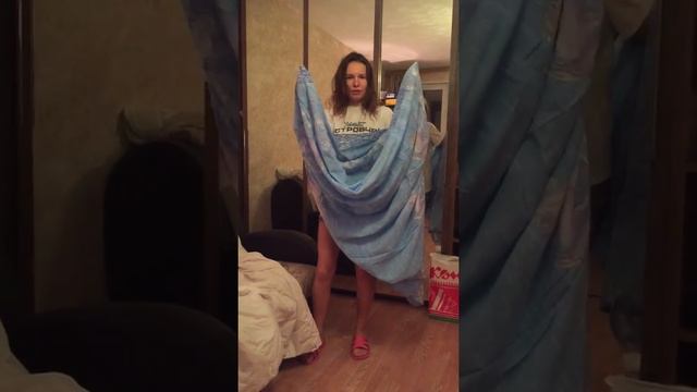 Смотреть всем! Авторская методика заправки одеяла в пододеяльник! смотреть онлайн