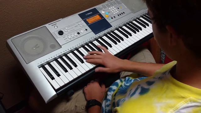 Yamaha PSR-E323 Keyboard demo смотреть онлайн