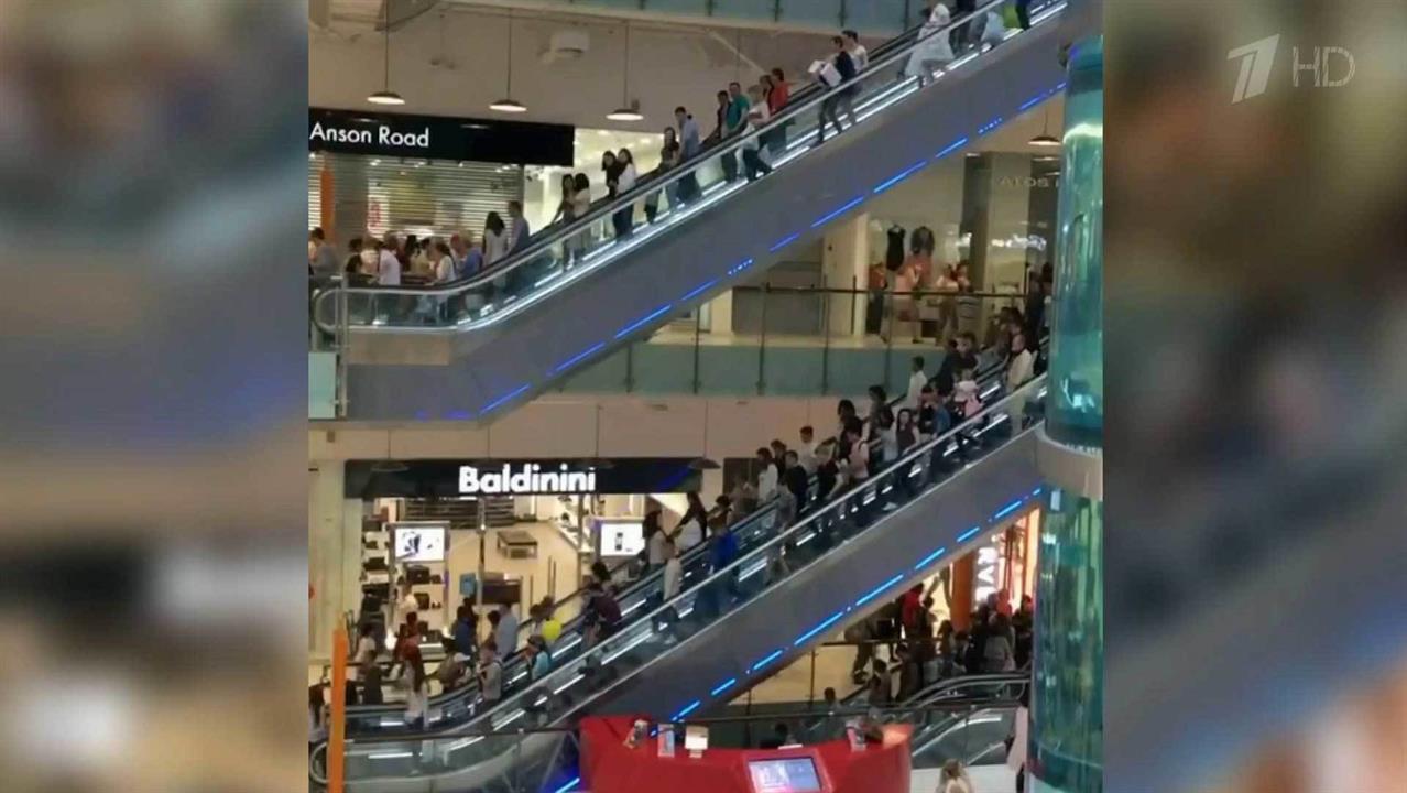 Торговый центр эвакуировали на северо-западе Москвы