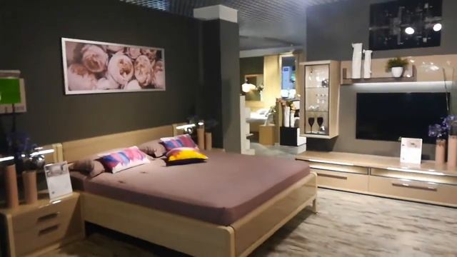 LIVE*RUSSIA: В Санкт-Петербурге открыли мебельные центры! Mebel Wood.