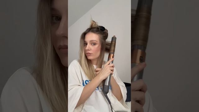 укладка стайлером Dyson