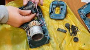 Перфоратор Makita DHR 241 не работает, банальная проблема.