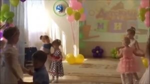 Эта Полечка для маленьких сандаликов