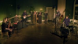 The Future - Leonard Cohen, performed by 'Bird On The Wire'