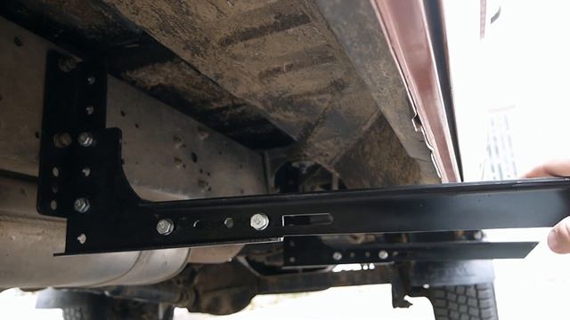 Пороги на Соболь 4х4. Подножка боковая. смотреть онлайн