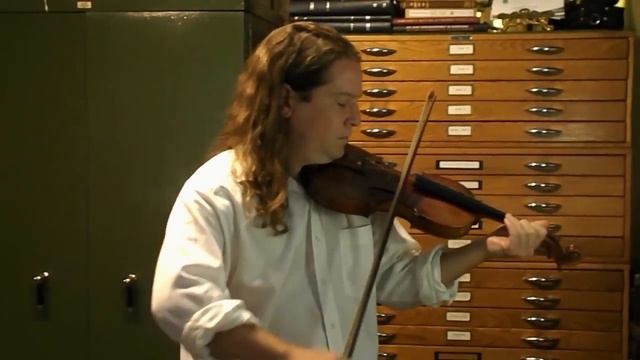 Guarneri violin played by Paul Mercer смотреть онлайн