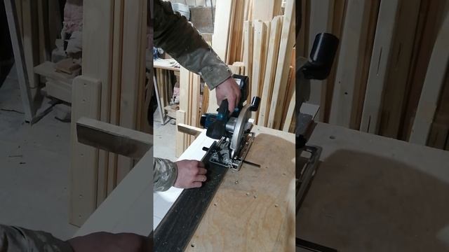 Шина для циркулярной пилы с адаптером под направляющюю Circular saw bar with guide rail adapter