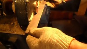 Самодельный заточно-шлифовальный металлообрабатывающий станок.