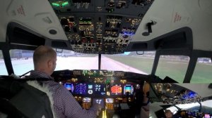 Home flight  Simulator Cockpit TAKE-OFF Boeing 737 from Innsbruck