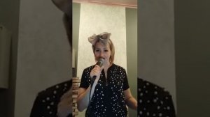 Ко дню пожилого человека песня "Родители" исполняет Светлана Лелюхова