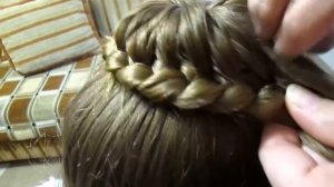 Гулька с элементом плетения и без одной шпилечки!!!!