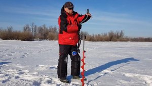 Как не допустить сильного обмерзания ледобура с любым покрытием.