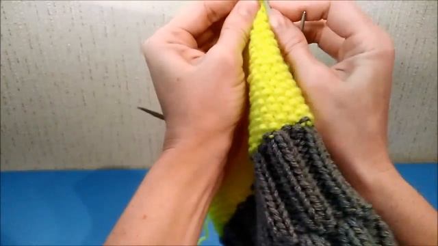 Шапка жемчужным узором