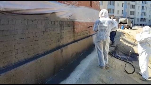 Гидроизоляция фундамента с использованием материала СЛАВЯНКА® жидкая резина двухкомпонентная смотреть онлайн