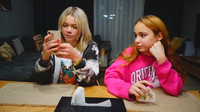 Макс Обманывает АМЕЛЬКУ! У него новая девушка? смотреть онлайн