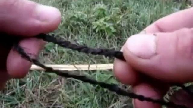 как сделать лук,Школа выживания , делаем лук без проблем ... смотреть онлайн