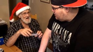 ЗЛОЙ ДЕД ВЫИГРАЛ В ЛОТЕРЕЮ 1