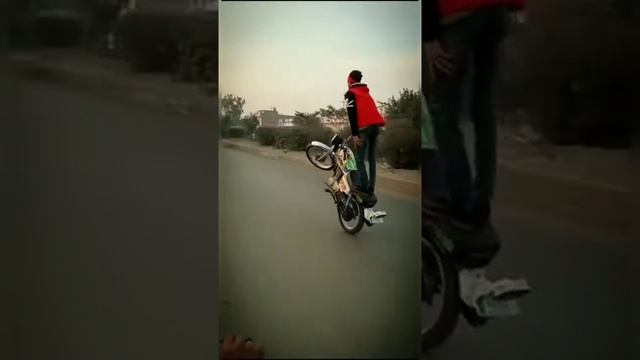 Most Viral Videos?  One Wheeling Honda CG 125 Lover   #Shah Nawaz