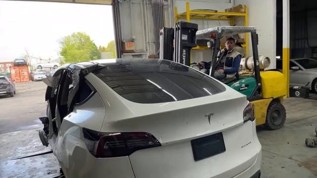 Самая страшная #tesla model Y - $16875 . Авто из США ??. смотреть онлайн